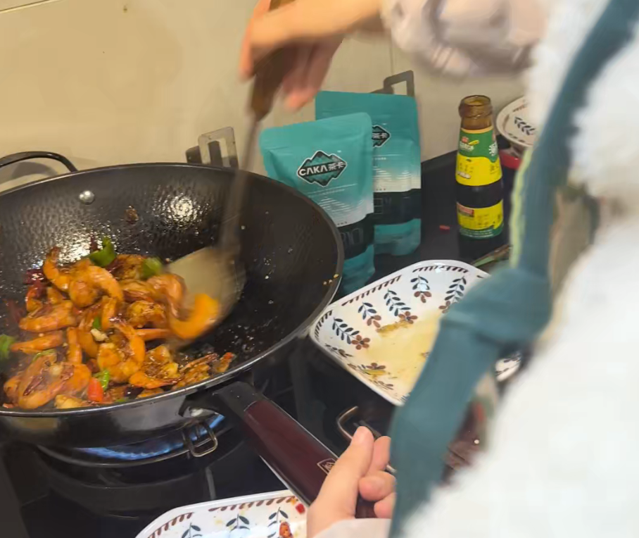 别再乱买盐！这款“天空之镜”产的湖盐，凭实力出圈